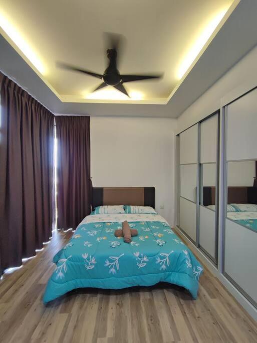 Galacity Apartment *